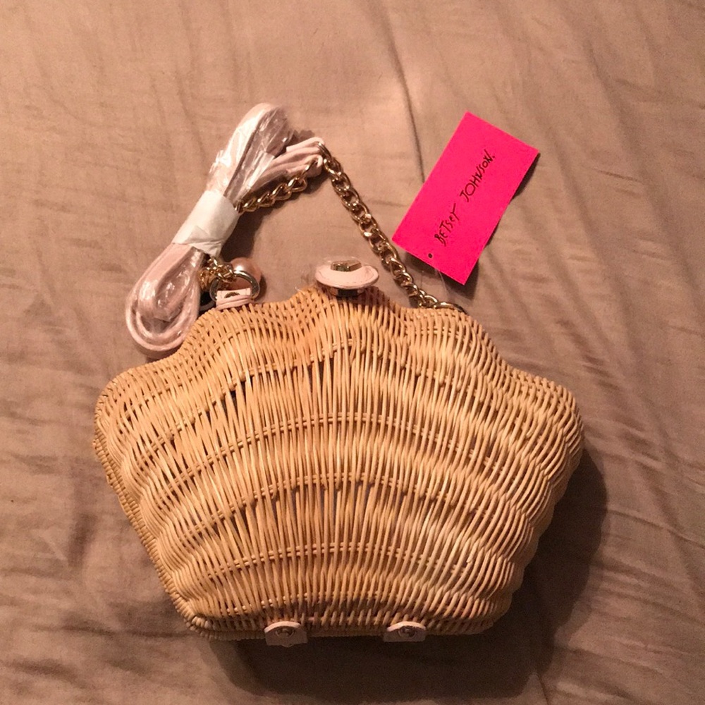 Betsey Johnson seashell purse NWT